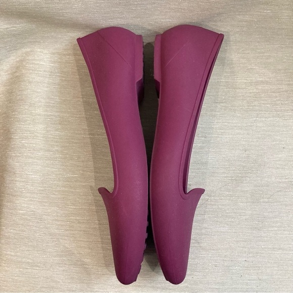 CROCS Sz 10 Eve Ballet Pointy Toe Slip On  Flats in Purplish Pink - Picture 7 of 10
